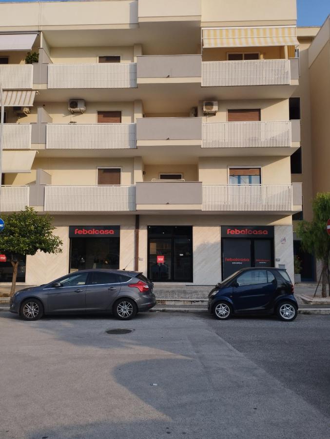 Da Luigi Locazioni Brevi Turistiche Bed & Breakfast Monopoli Exterior photo